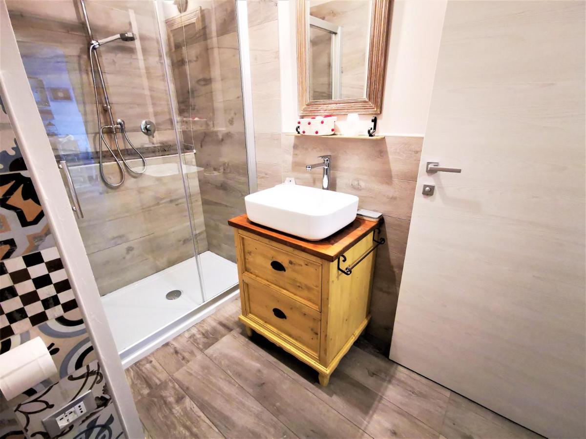 Bed and Breakfast Alcivico3 Чивитанова-Марке Экстерьер фото