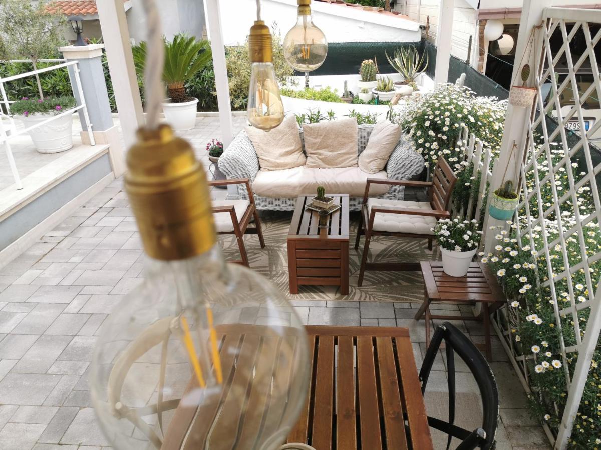 Bed and Breakfast Alcivico3 Чивитанова-Марке Экстерьер фото