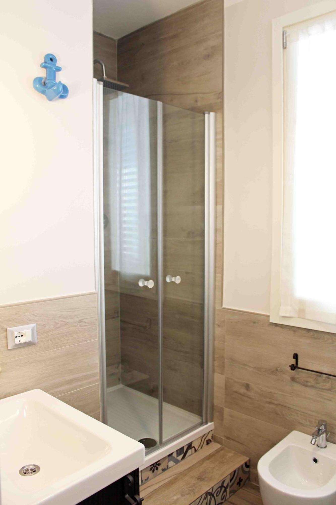 Bed and Breakfast Alcivico3 Чивитанова-Марке Экстерьер фото